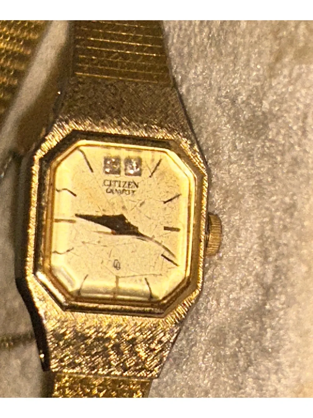 Vintage Citizen Gold Ladies Watch Hexagon Face Chained Bracelet Watch